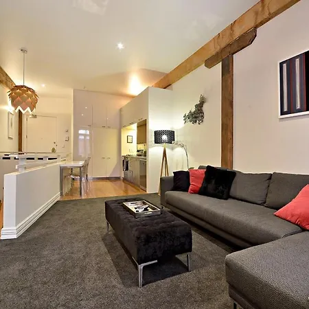 Downtown Designer Luxury Apartment